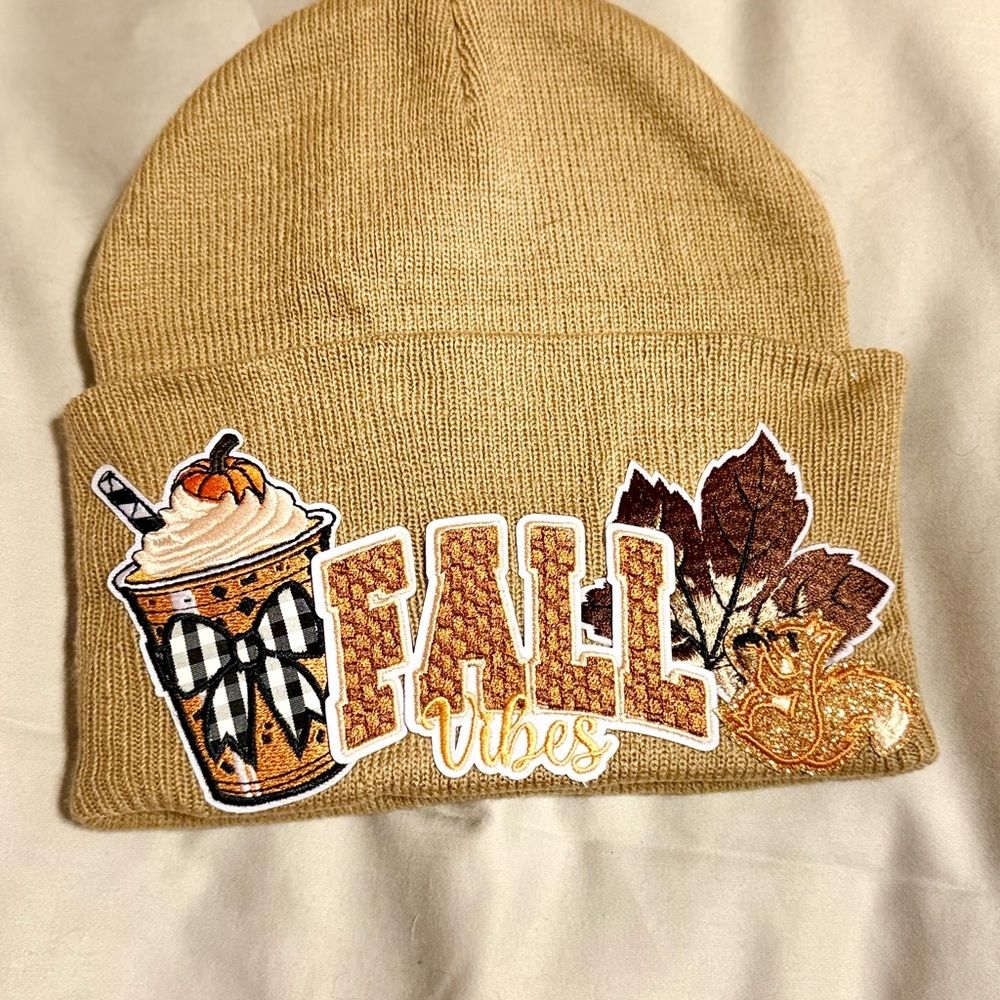 Fall Vibes Beanie - Tan